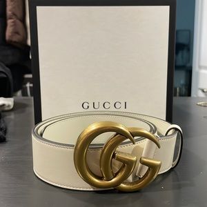 Gucci Leather belt with Double G buckle in White Leather Size 95